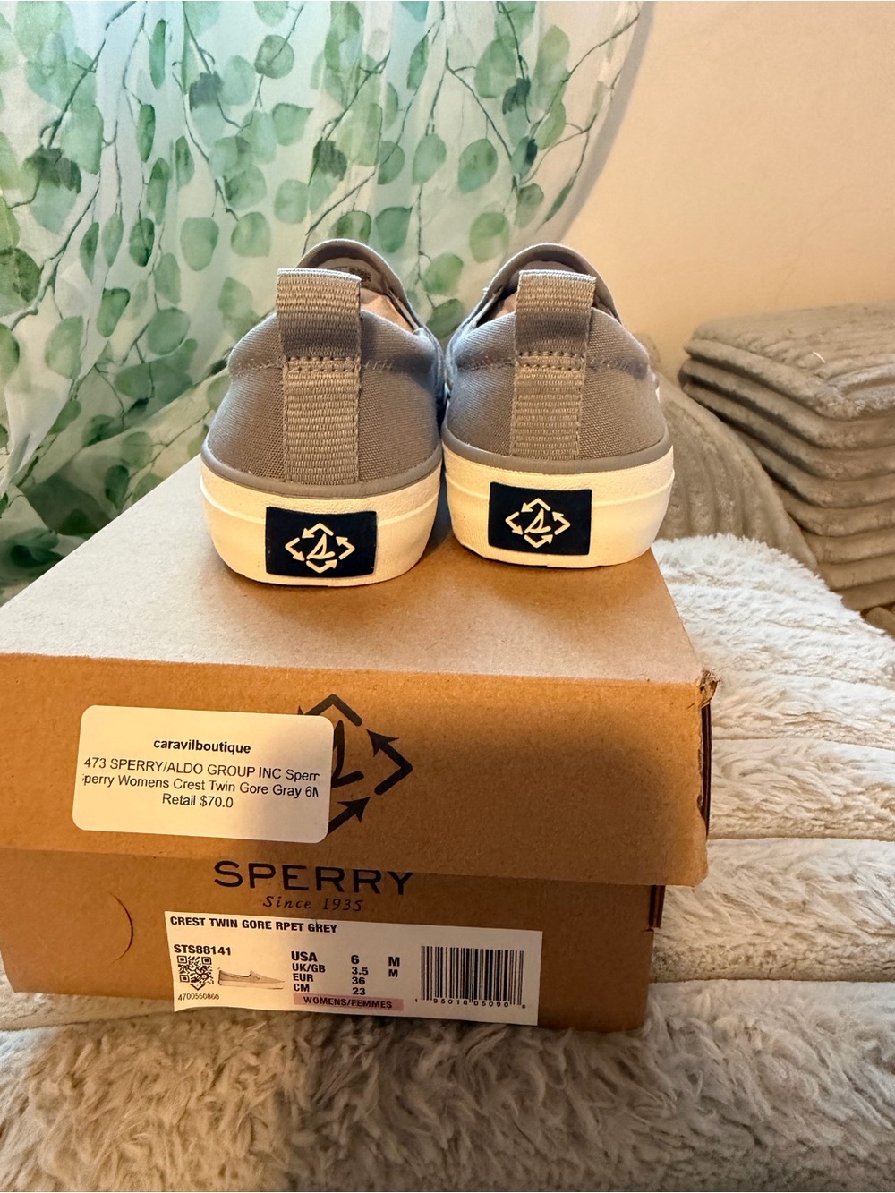 Sperry Crest Twin Gore RPET Gray Canvas Slip-On Sneakers Size 6 NWT - Picture 2 of 4